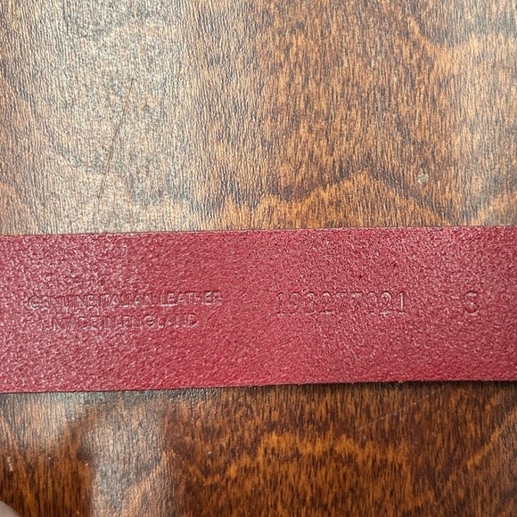 Banana Republic Red Leather Belt with Silver Buckle and Rings, Size Small - Picture 14 of 16
